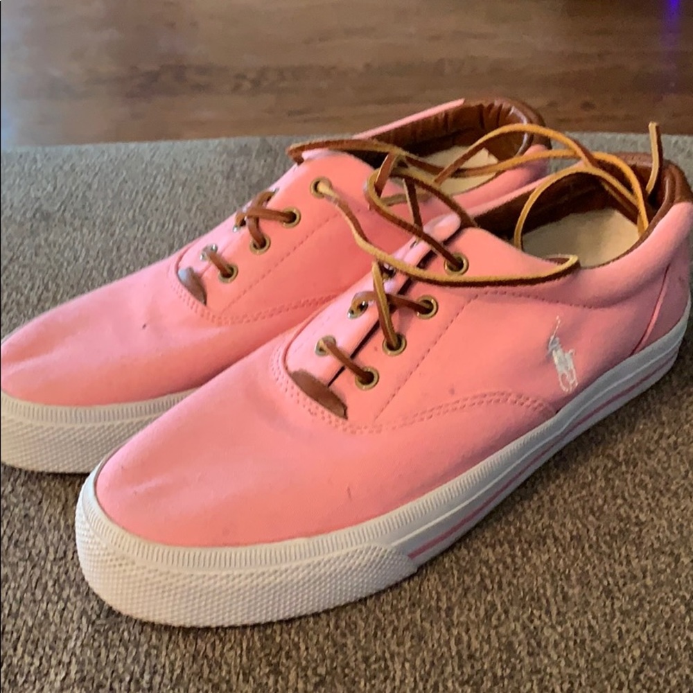 Women’s shoes